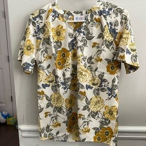 NWOT denim and company shirt